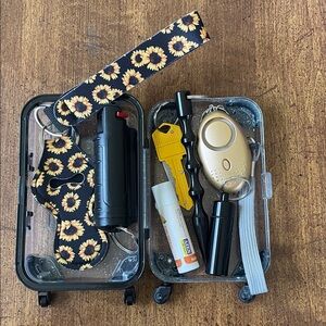 NWOT Black Sunflower Self-Defense Keychain Set